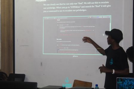 Live walkthrough on projector